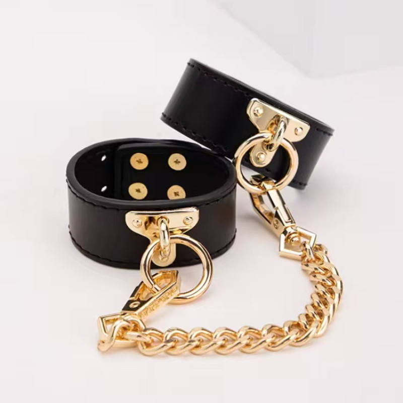 Μαύρες Χειροπέδες Αστραγάλου BDSM | Δερμάτινα Anklets Bondage