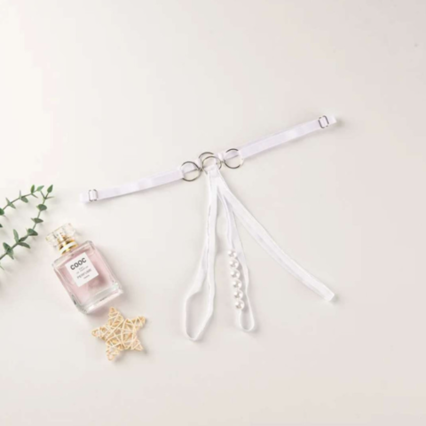 Λευκό Εσώρουχο με Πέρλες White Underwear with Pearls